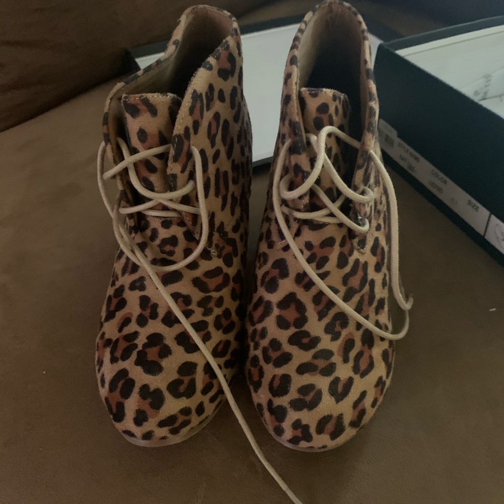 Booties - Picture 4 of 5